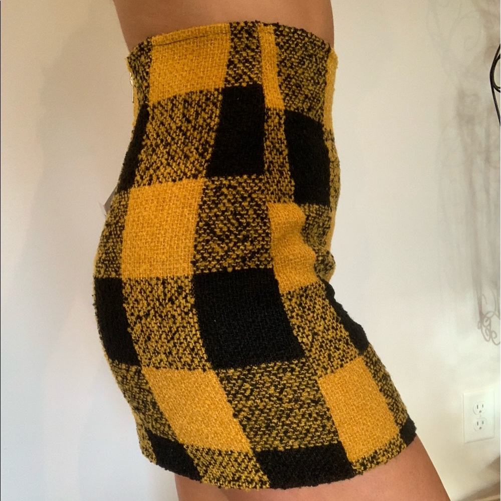 Brand new checkered skirt